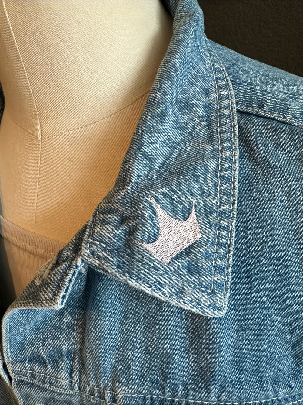 Cakeworthy Disney Denim 'Royalty' Girls Jacket with Embroidery - Picture 5 of 9